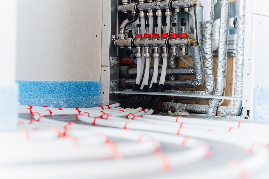 Service Sälzle bietet sorgfältige Planung und perfekten Service auf dem Bau. Als erfahrener Heizungsbauer übernehmen wir Fußbodenheizungen, Lüftungssysteme, Kernbohrungen und mehr. Kontaktieren Sie uns jetzt für handwerkliches Know-how und effektives Arbeiten.