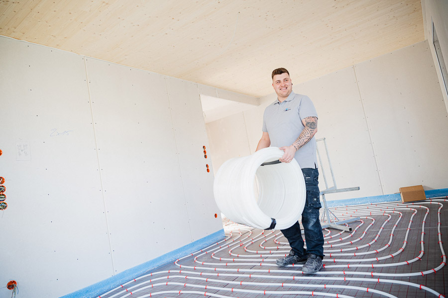 Service Sälzle bietet sorgfältige Planung und perfekten Service auf dem Bau. Als erfahrener Heizungsbauer übernehmen wir Fußbodenheizungen, Lüftungssysteme, Kernbohrungen und mehr. Kontaktieren Sie uns jetzt für handwerkliches Know-how und effektives Arbeiten.